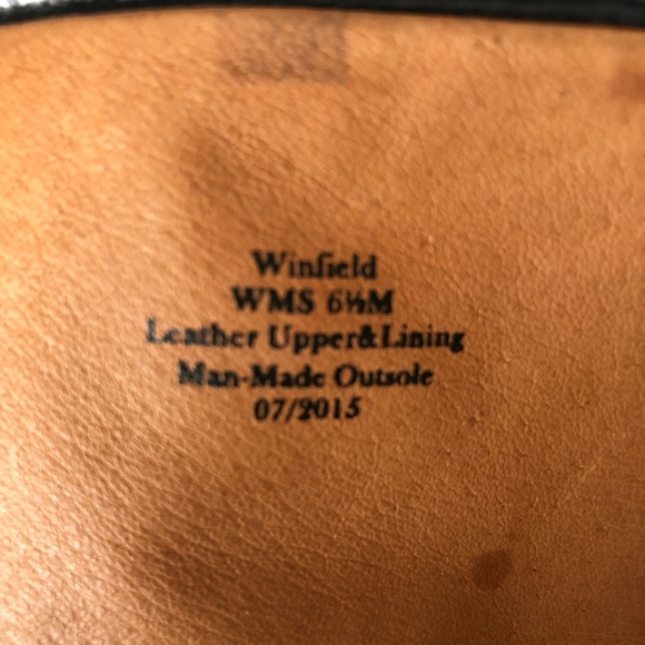 Black leather boots. 6 1/2. Stretch calves. Back zipper. - Picture 5 of 6